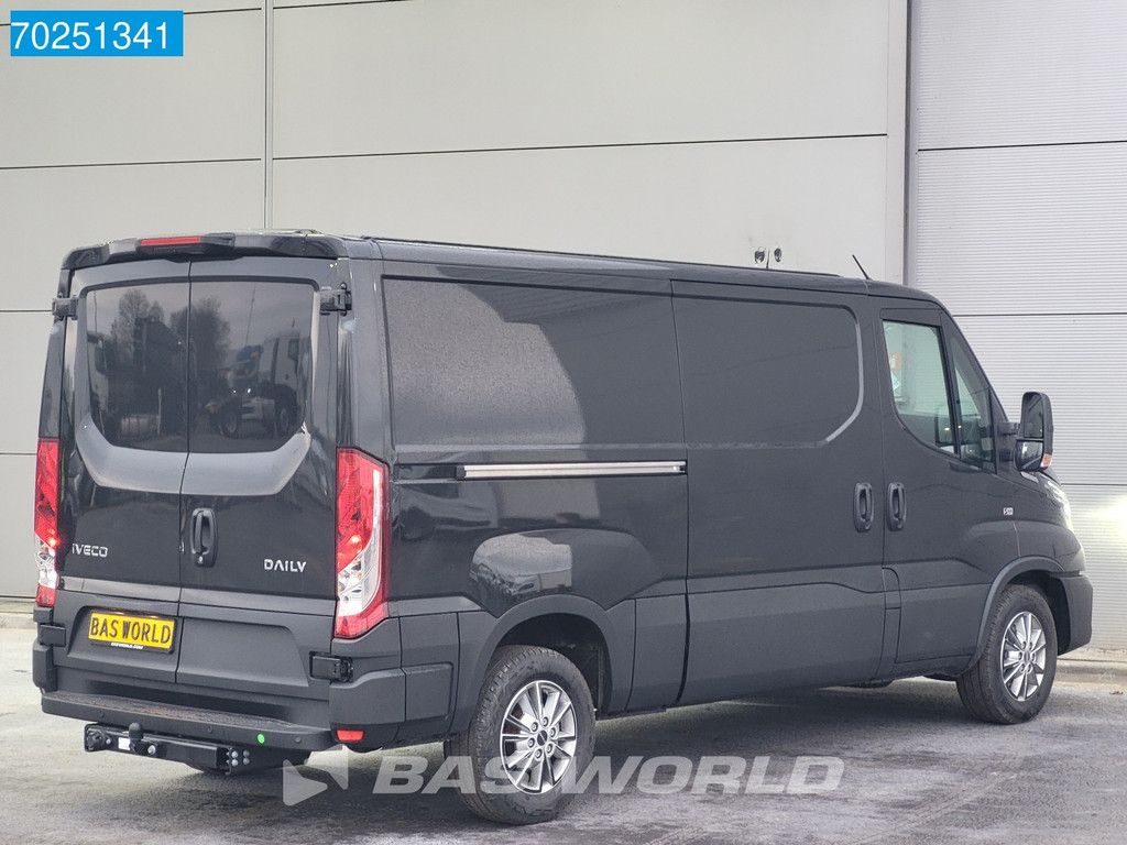 Iveco Daily 35S21 3.0L Automaat Laag dak L2H1 2025model LED Navi ACC Camera 8m3 A/C Towbar