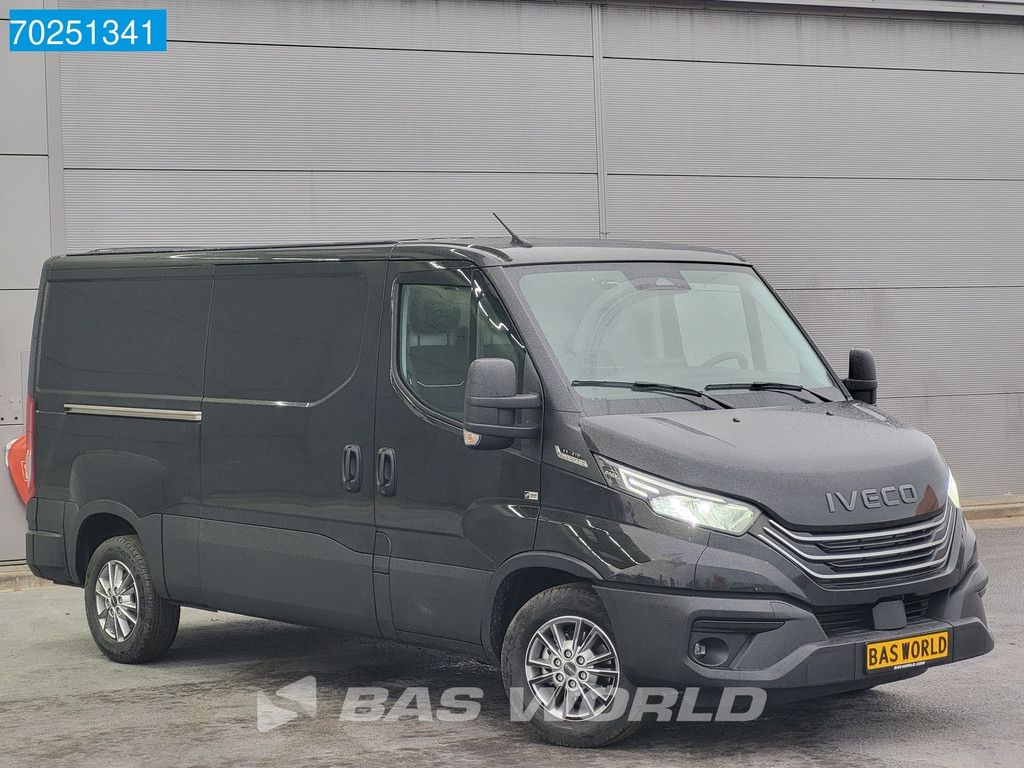Iveco Daily 35S21 3.0L Automaat Laag dak L2H1 2025model LED Navi ACC Camera 8m3 A/C Towbar