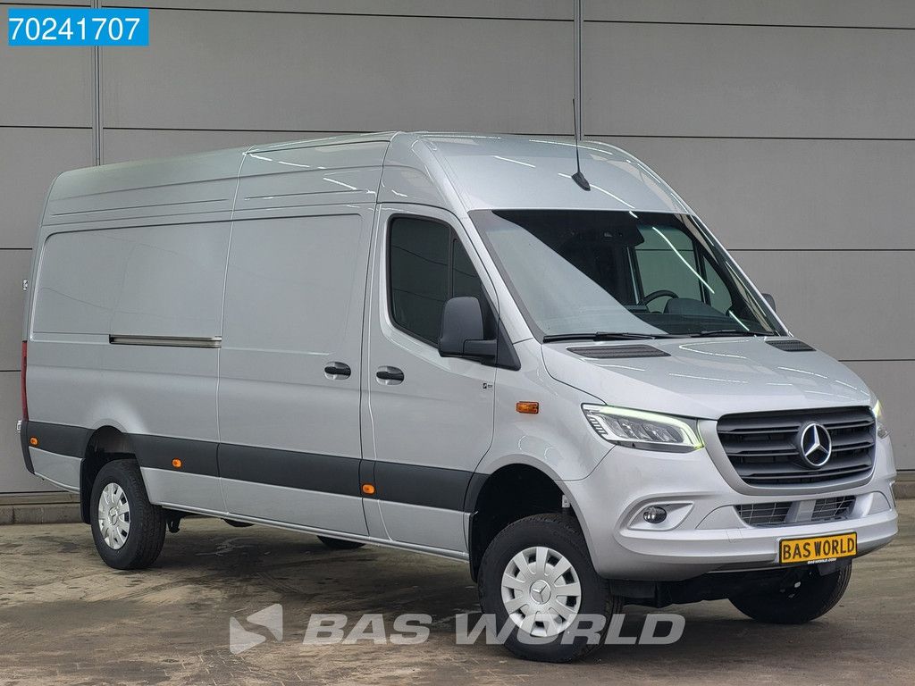 Mercedes Sprinter 319 CDI Automaat 4x4 LED Navi Trekhaak Camera 4wd Allrad 14m3 A/C Towbar Cruise control