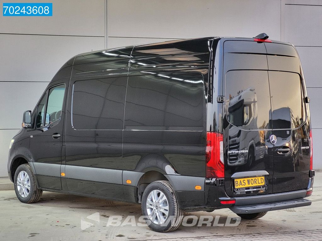 Mercedes Sprinter 319 CDI Automaat Nwe model! L2H2 ACC MBUX LED Navi Camera 190 PK L2H2 10m3 Airco