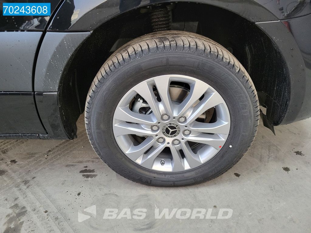 Mercedes Sprinter 319 CDI Automaat Nwe model! L2H2 ACC MBUX LED Navi Camera 190 PK L2H2 10m3 Airco
