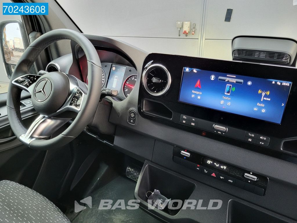 Mercedes Sprinter 319 CDI Automaat Nwe model! L2H2 ACC MBUX LED Navi Camera 190 PK L2H2 10m3 Airco