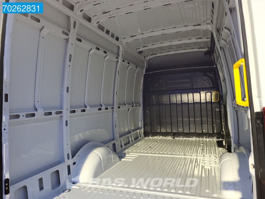 Iveco Daily 35S21 210PK 3.0L Automaat 2025 model L2H2 ACC LED CarPlay Velgen Camera 12m3 Airco