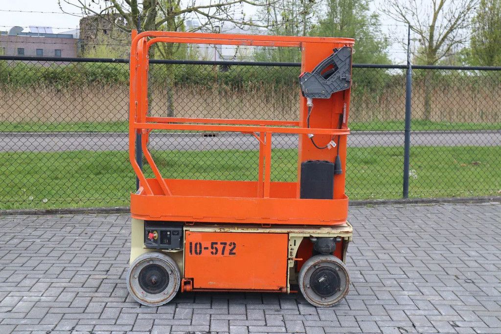 JLG 1230 ES | 5.6 METER | 230 KG