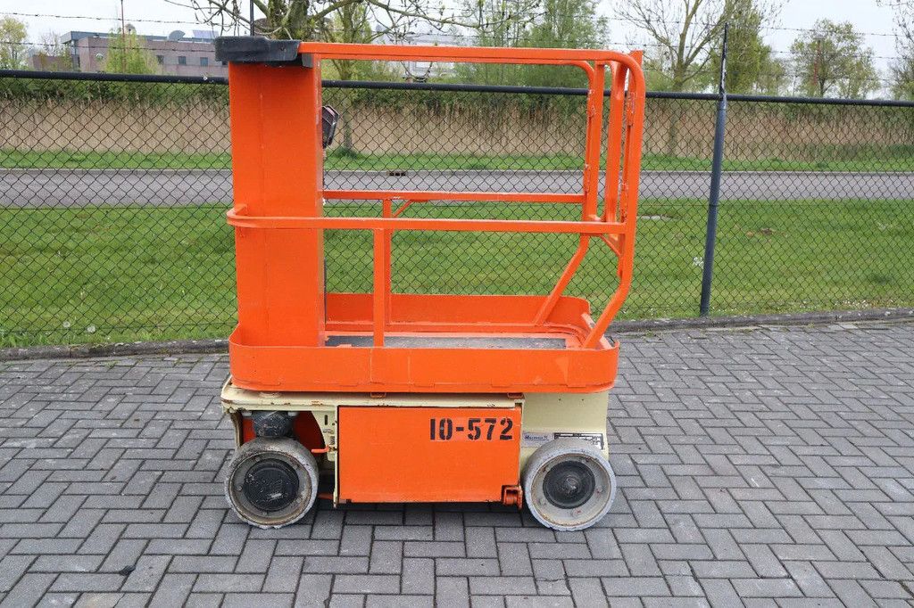 JLG 1230 ES | 5.6 METER | 230 KG