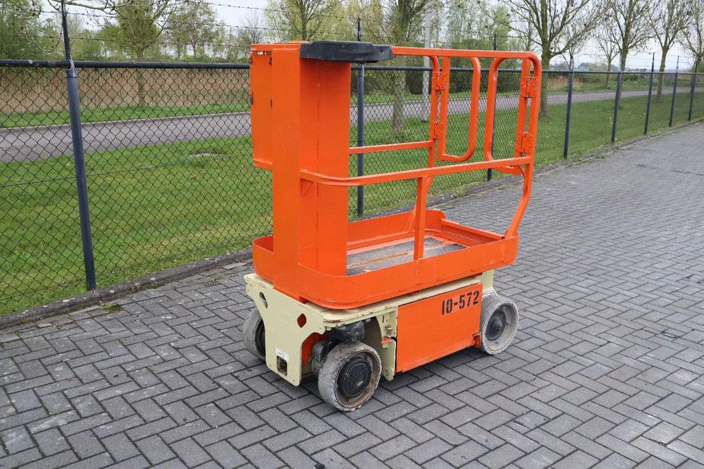 JLG 1230 ES | 5.6 METER | 230 KG