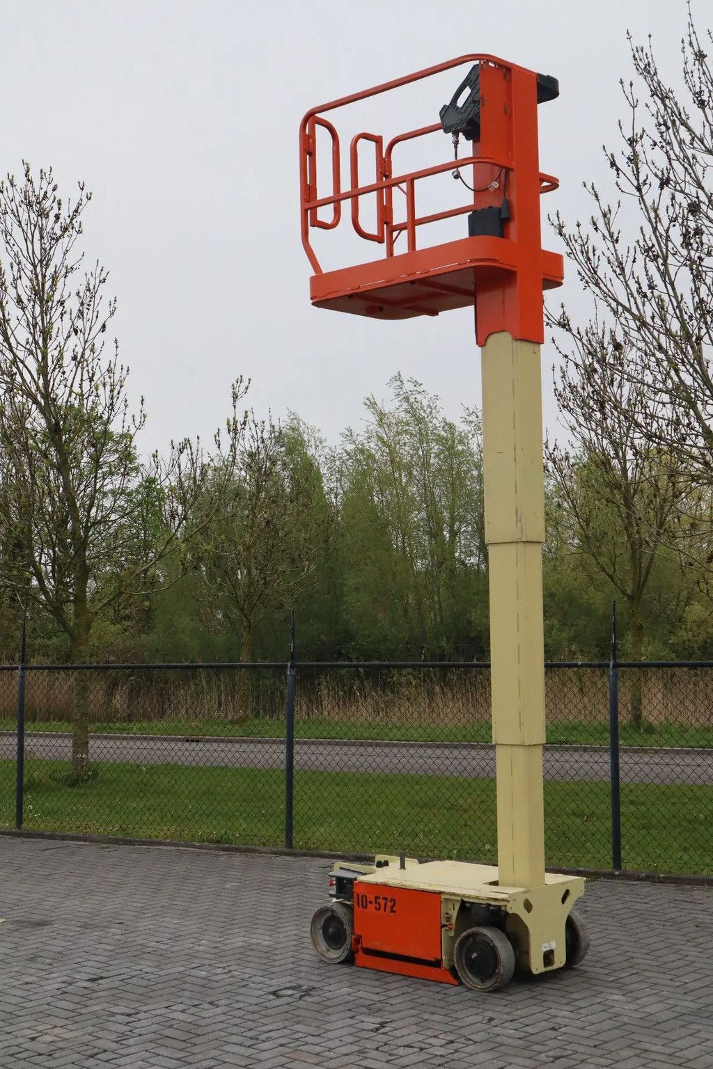 JLG 1230 ES | 5.6 METER | 230 KG