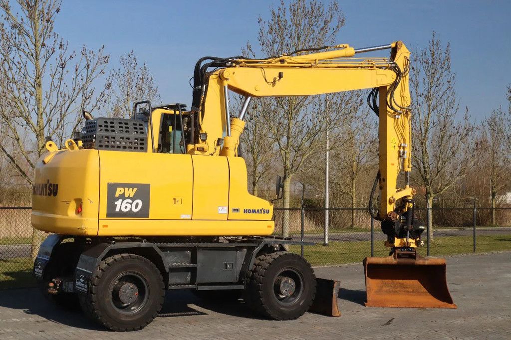 Komatsu PW160-11 | ENGCON TILTROTATOR | BUCKET | TRAILER HYDR.