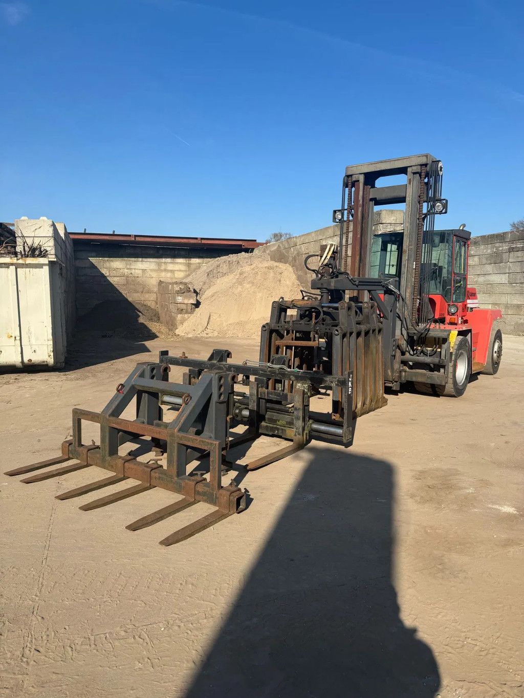 Kalmar Dcd 90-6xl heftruck + stenenklem + aanbouwdelen