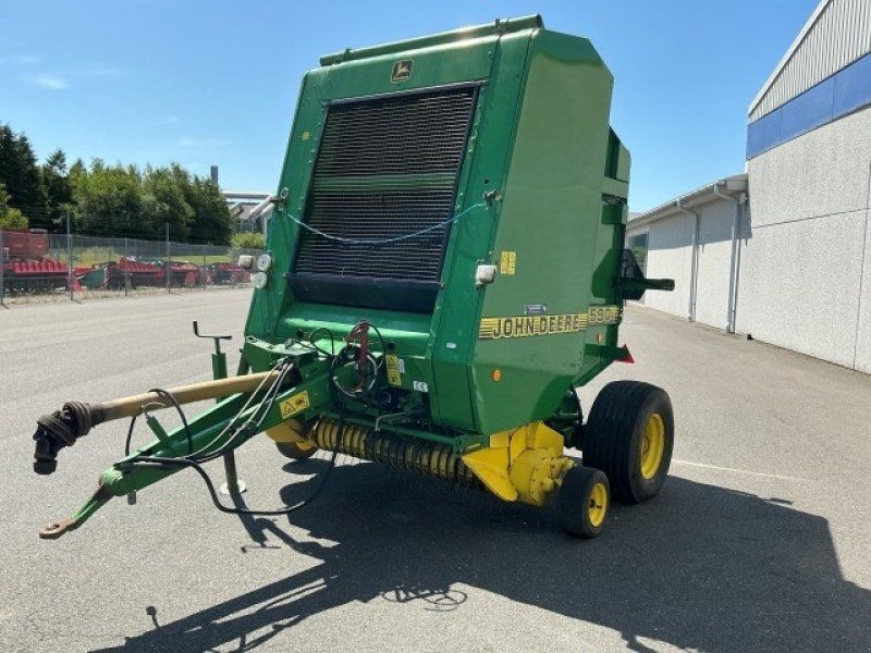 John Deere 590 RUNDBALLEPRESSER