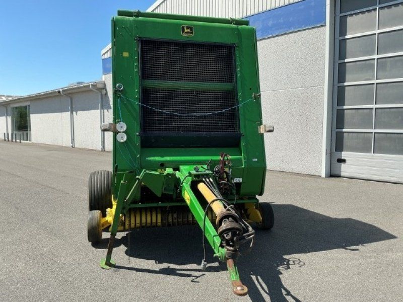 John Deere 590 RUNDBALLEPRESSER