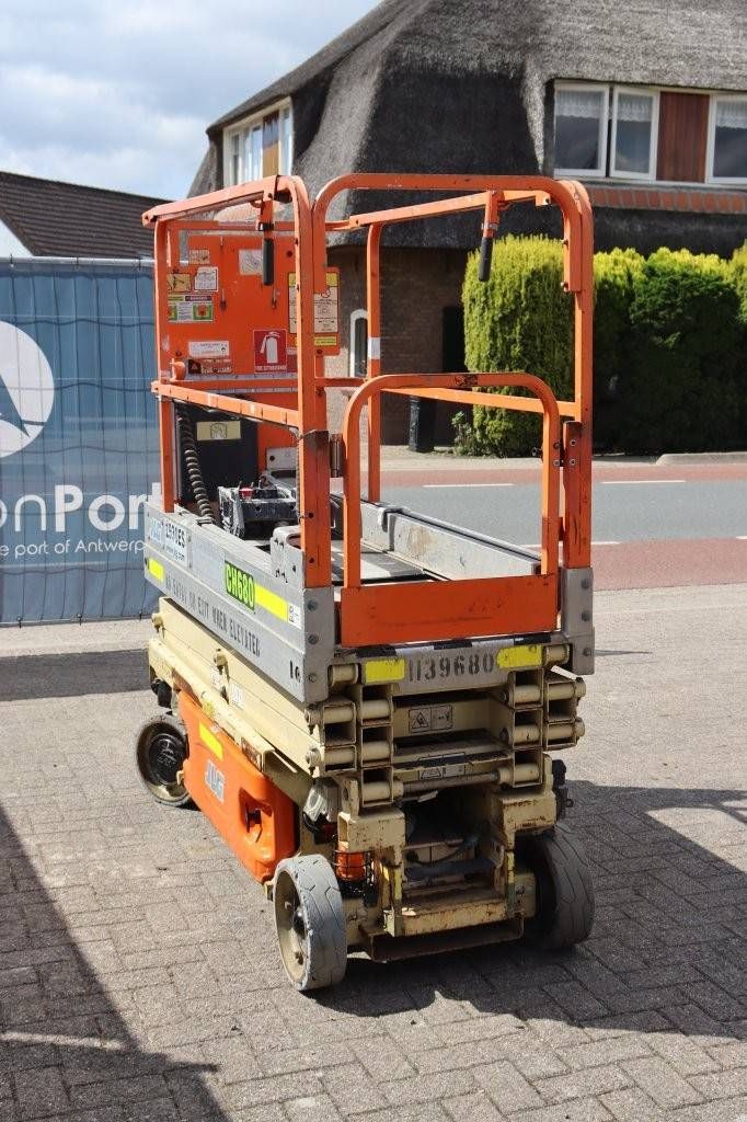 JLG 1930ES Electric Scissor Lift 7.72m 2014