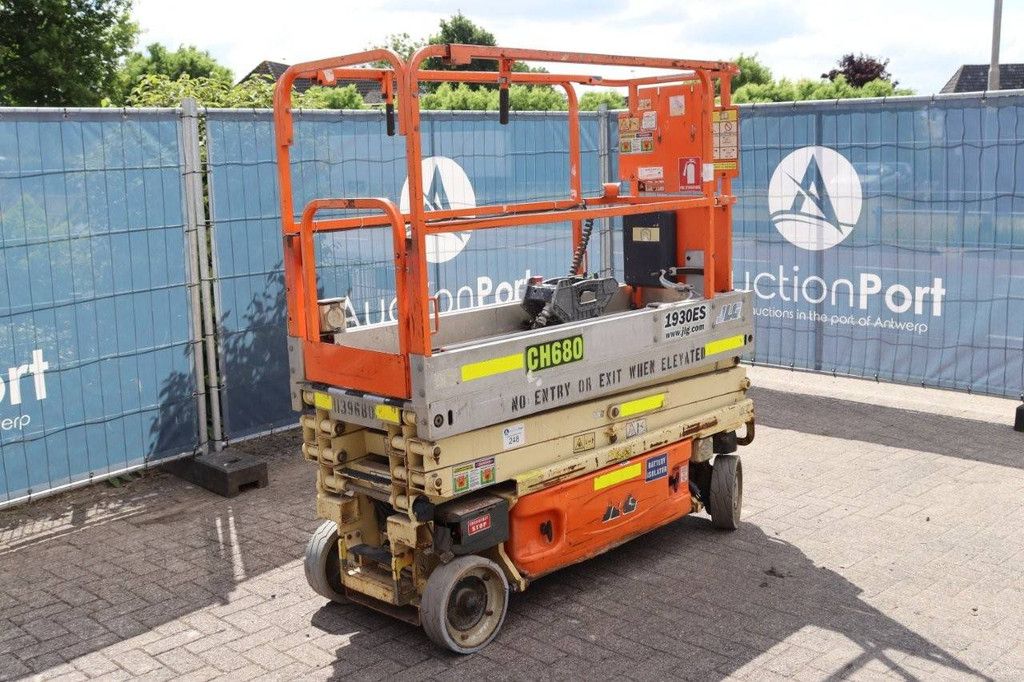 JLG 1930ES Electric Scissor Lift 7.72m 2014