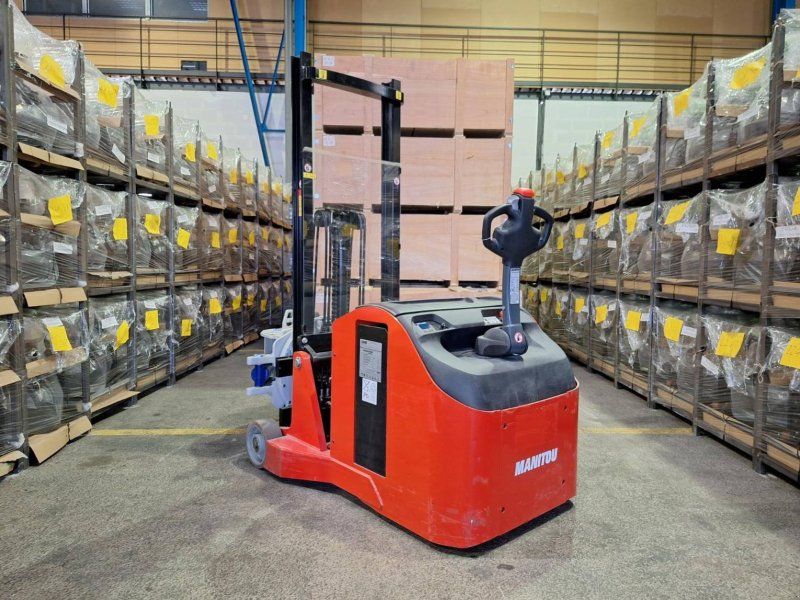 Manitou ES-C 713 SVC 17.V.315