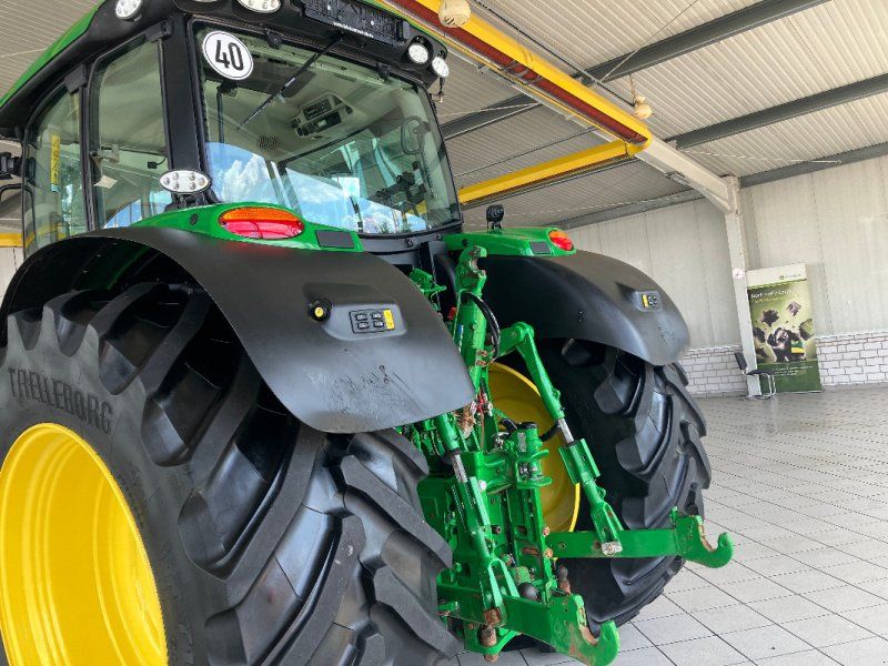 John Deere 6R185