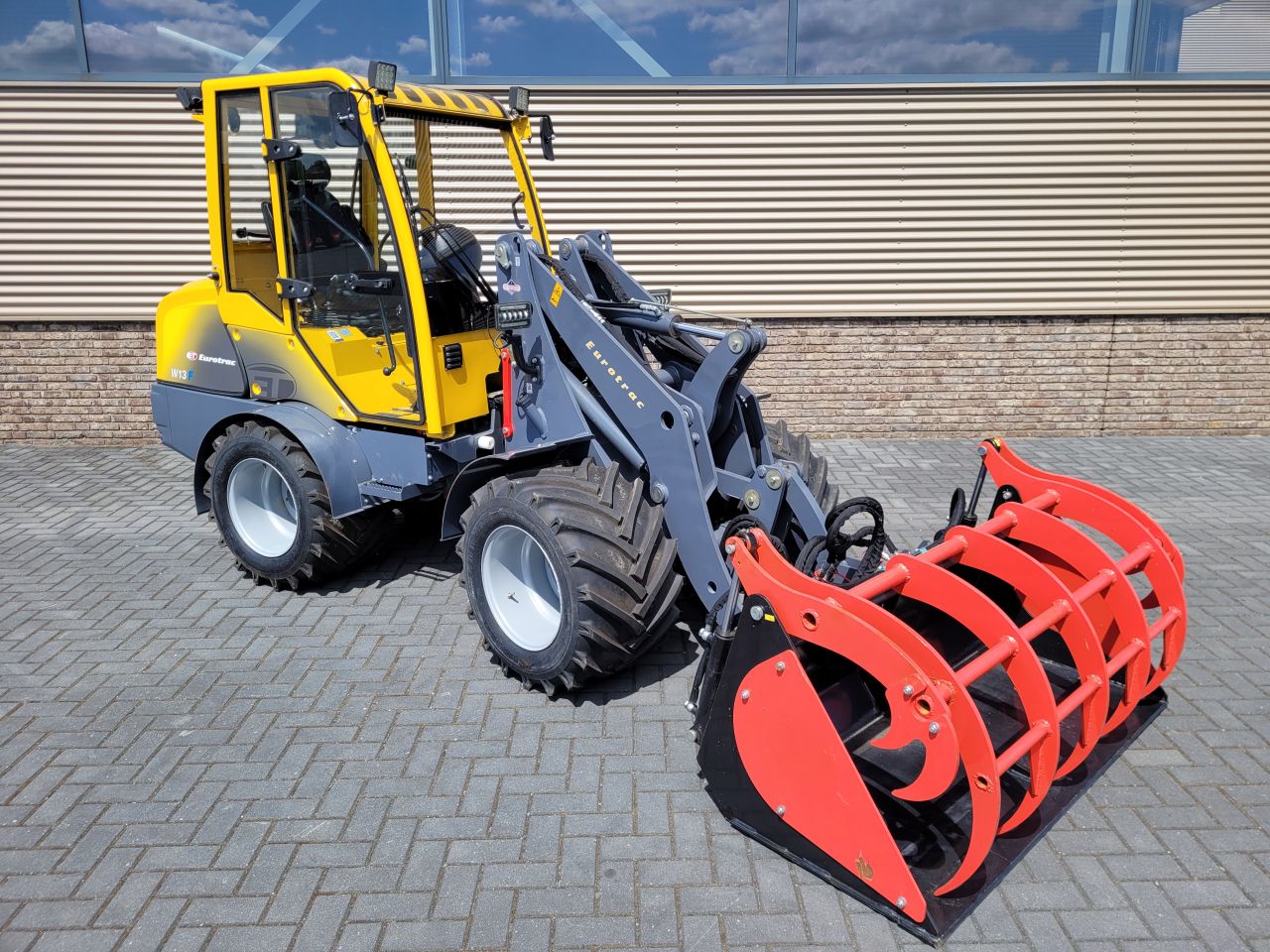 Eurotrac w13-cf