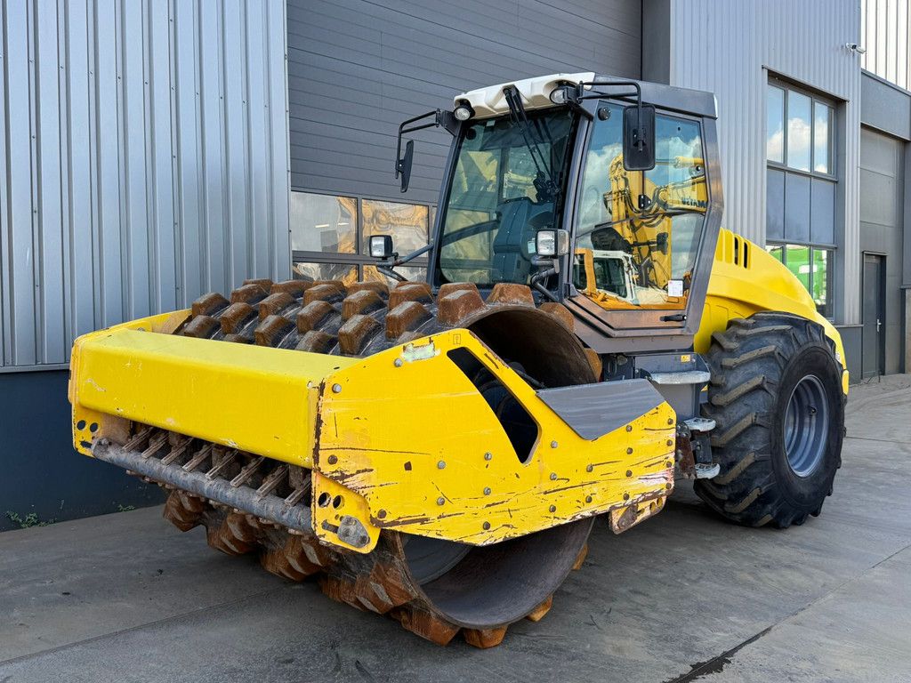 Hamm H13iP Padfoot Compactor