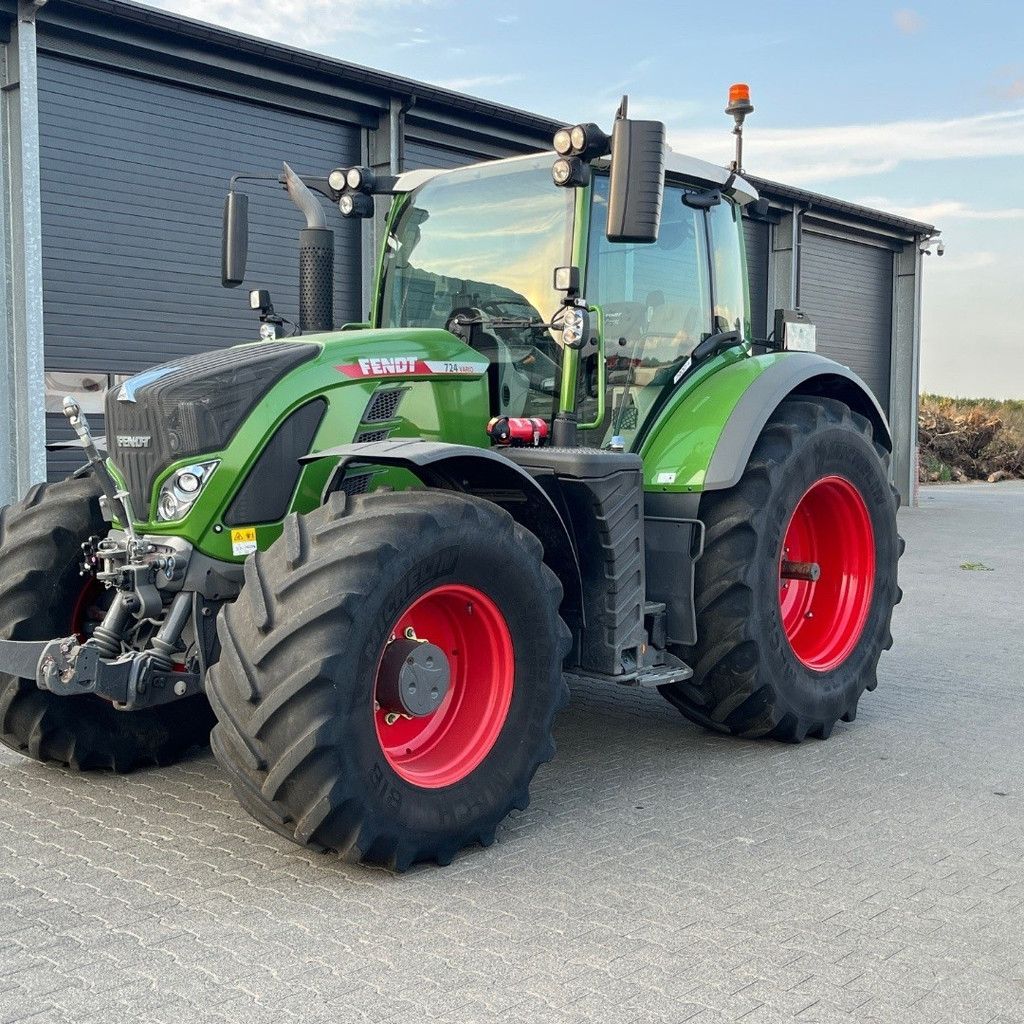 FENDT 724 Profi Plus WG3883