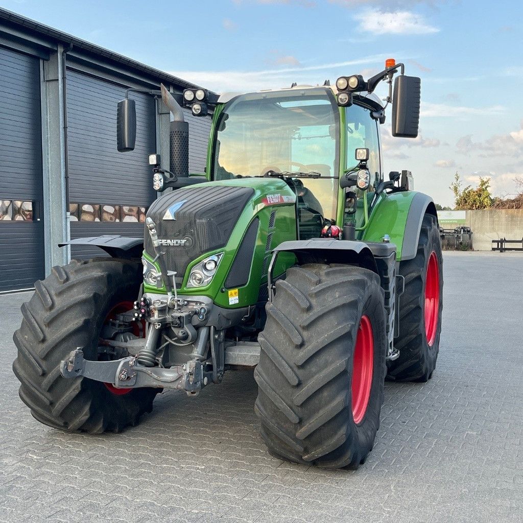 FENDT 724 Profi Plus WG3883