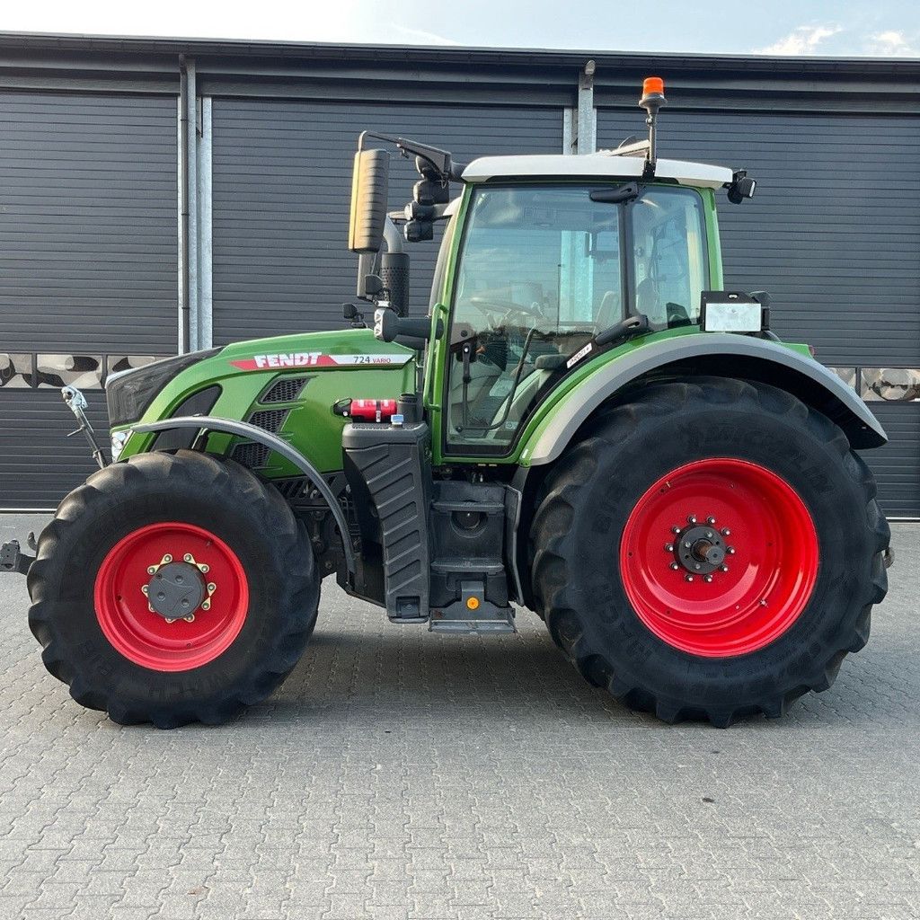 FENDT 724 Profi Plus WG3883