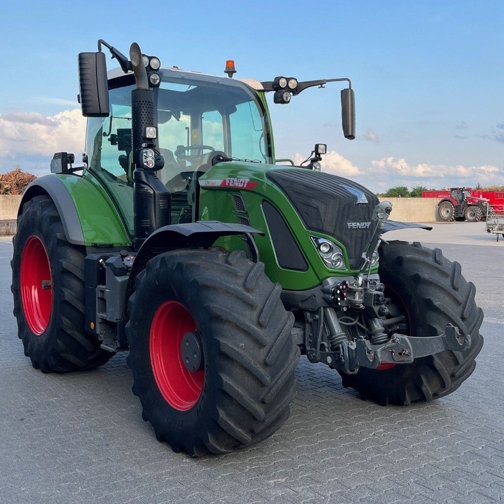 FENDT 724 Profi Plus WG3883