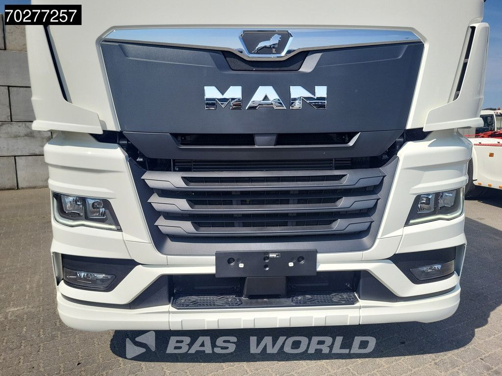 MAN TGX 18.520 4X2 NEW! GX Retarder 2x Tanks Standklima ACC