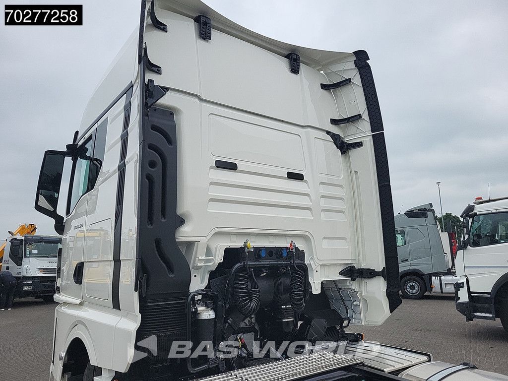 MAN TGX 18.520 4X2 NEW! GX Retarder 2x Tanks Standklima ACC