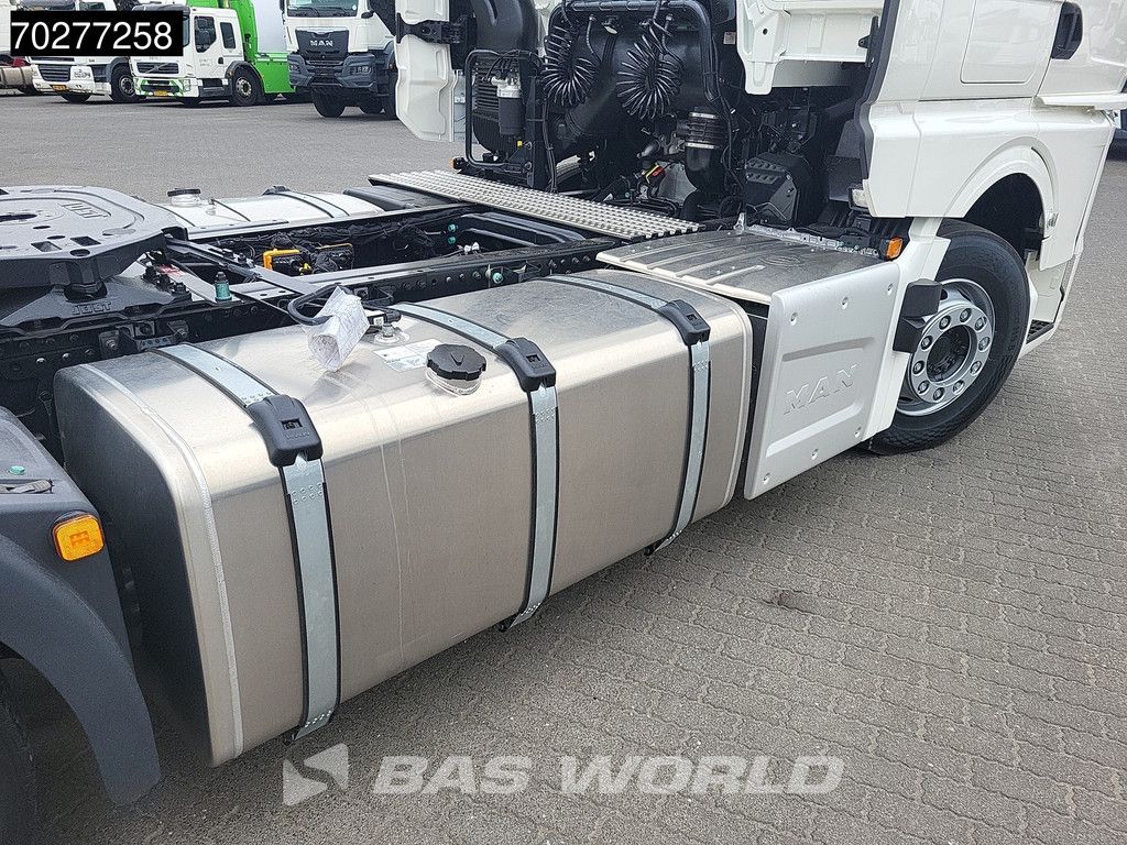 MAN TGX 18.520 4X2 NEW! GX Retarder 2x Tanks Standklima ACC