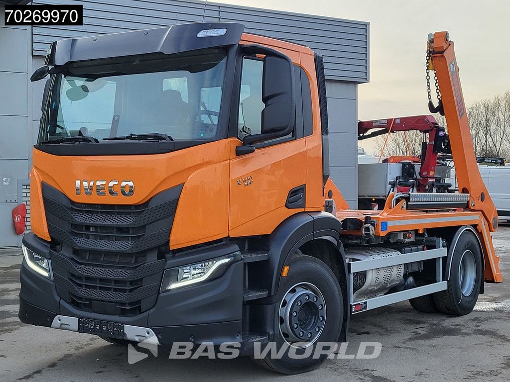 Iveco X-Way 360 4X2 NEW! HIAB 12tons skiploader Automatic Euro 6