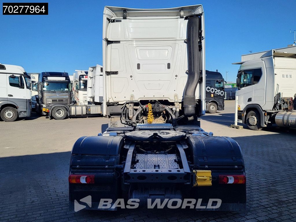 Mercedes Actros Actros 1851 4X2 BigSpace 2x Tanks