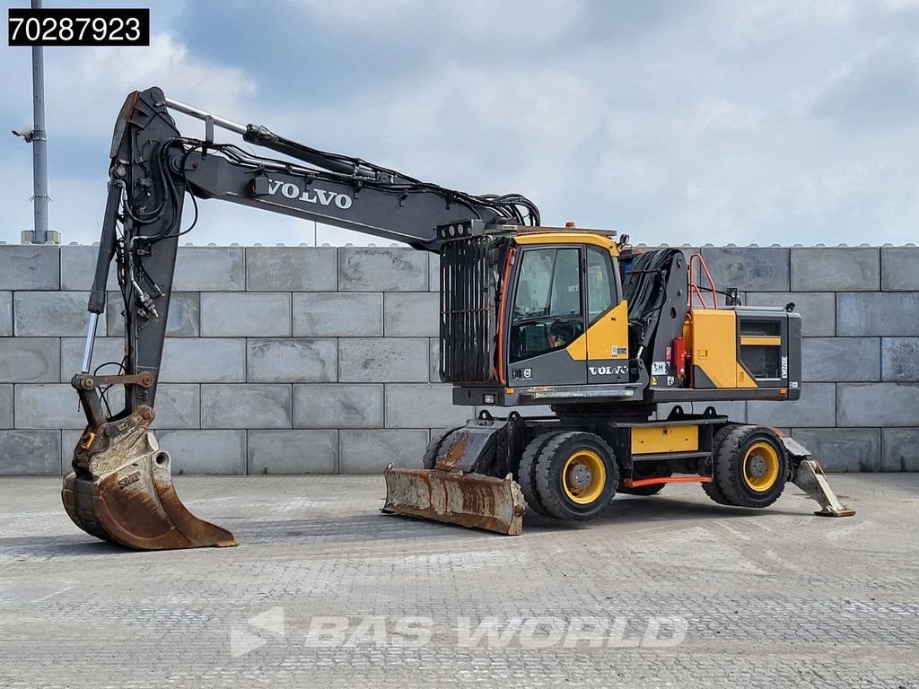 Volvo EW220E
