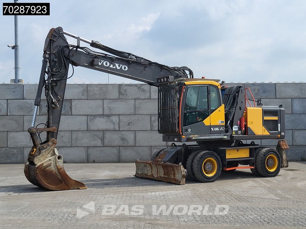 Volvo EW220E