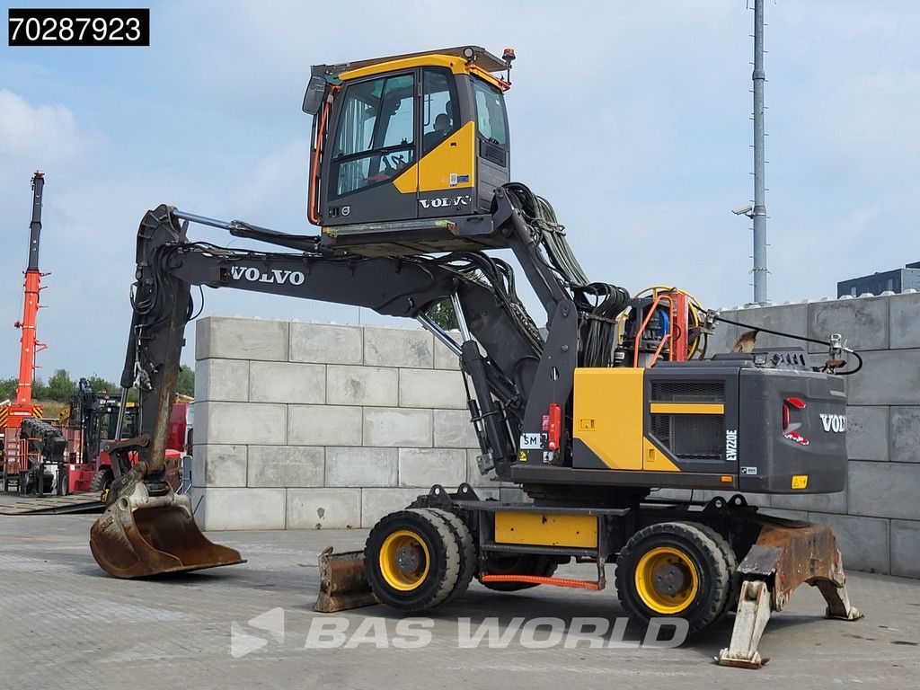 Volvo EW220E