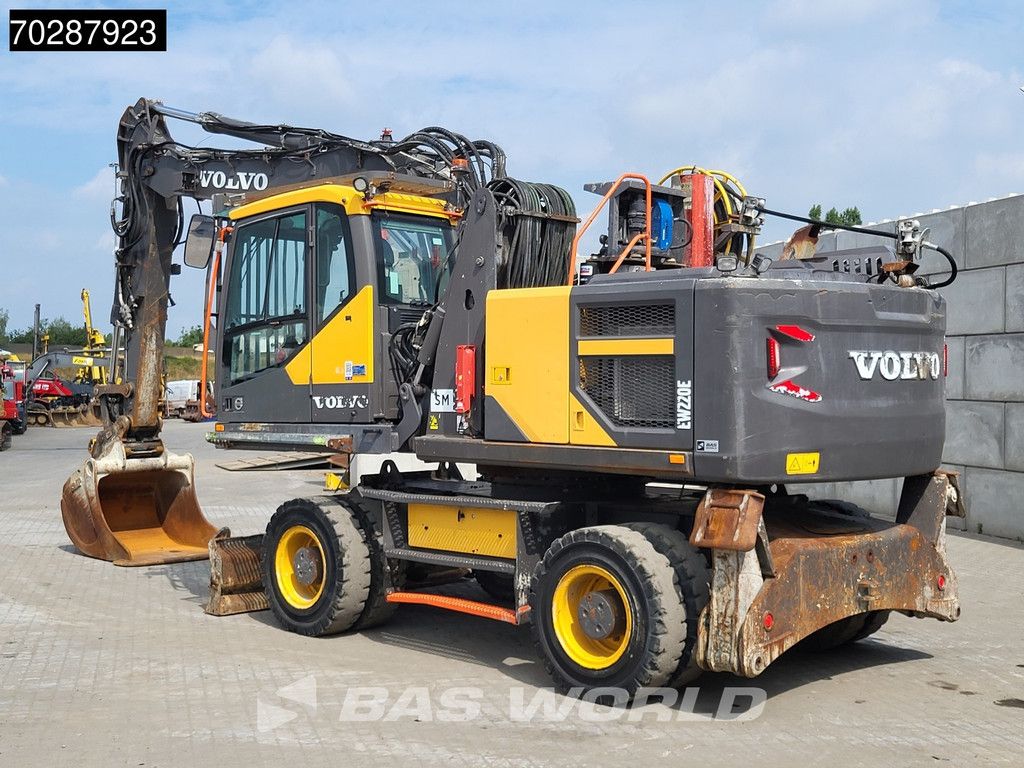 Volvo EW220E