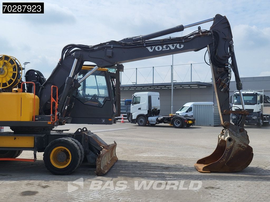 Volvo EW220E