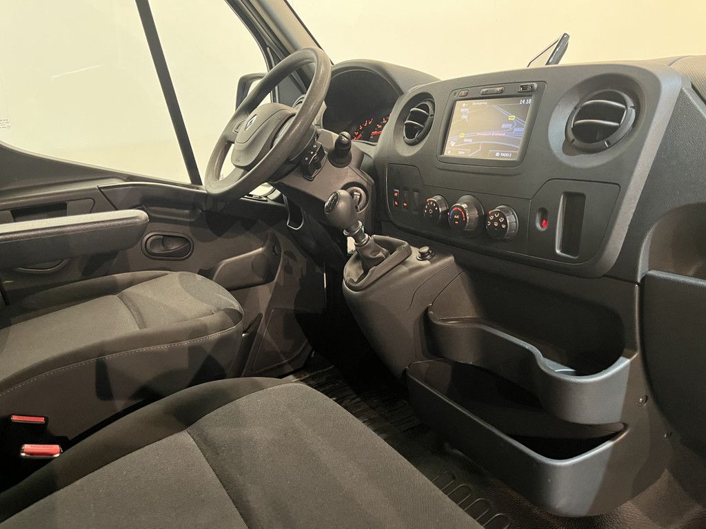 Renault Master 2.3 dCi L1H2 130 PK Servicebus / Modul-System Inrichting / Euro 6 / Airco / Cruise Control / Camera / Navigatie / Trekhaak / 73.900 KM !!