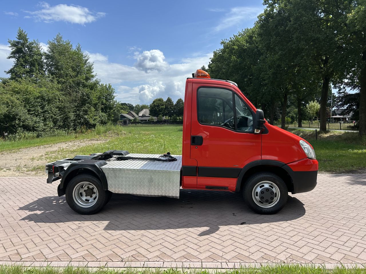 Be trekker 10 TON Iveco Daily 40C15 (60.920 KM