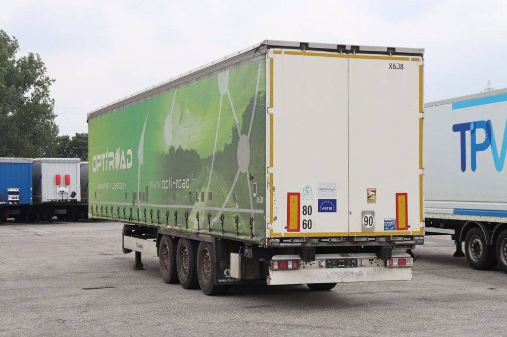 Krone SD sliding tarpaulin trailer