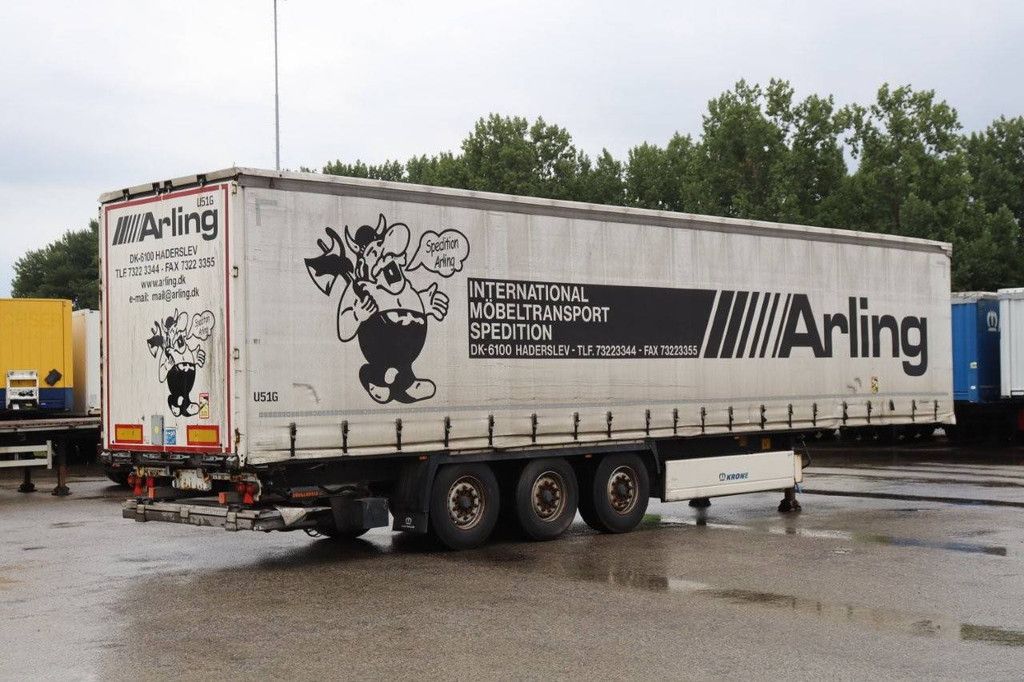 Krone SD sliding tarpaulin trailer