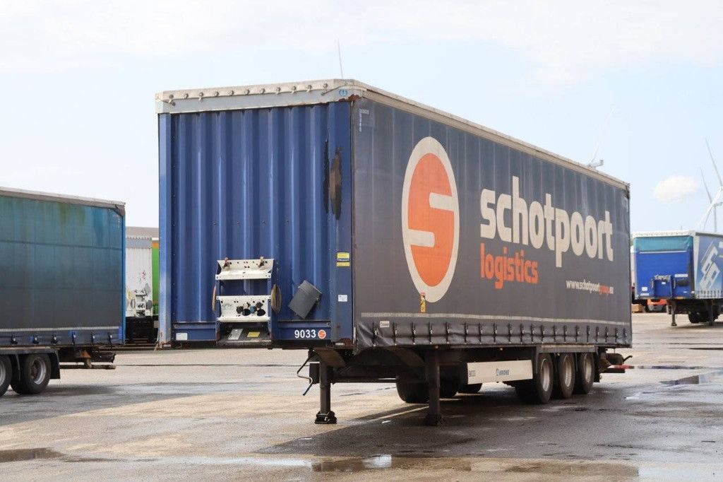Krone SD 2015 sliding tarpaulin trailer