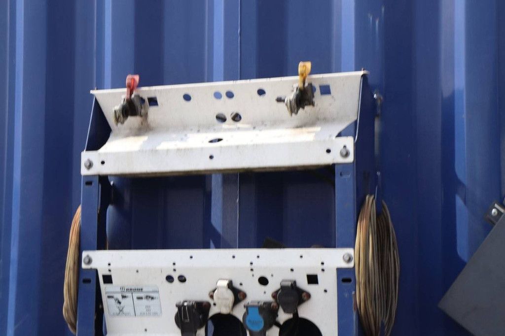 Krone SD 2015 sliding tarpaulin trailer