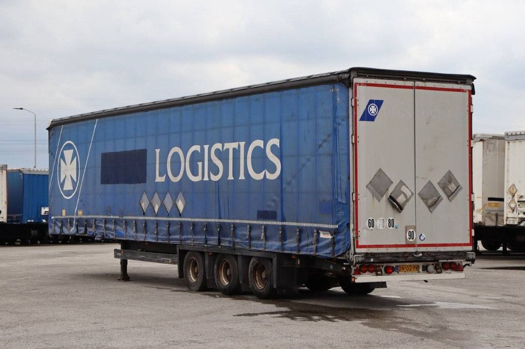 Schmitz Cargobull SCB*S3T 2013 sliding tarpaulin trailer