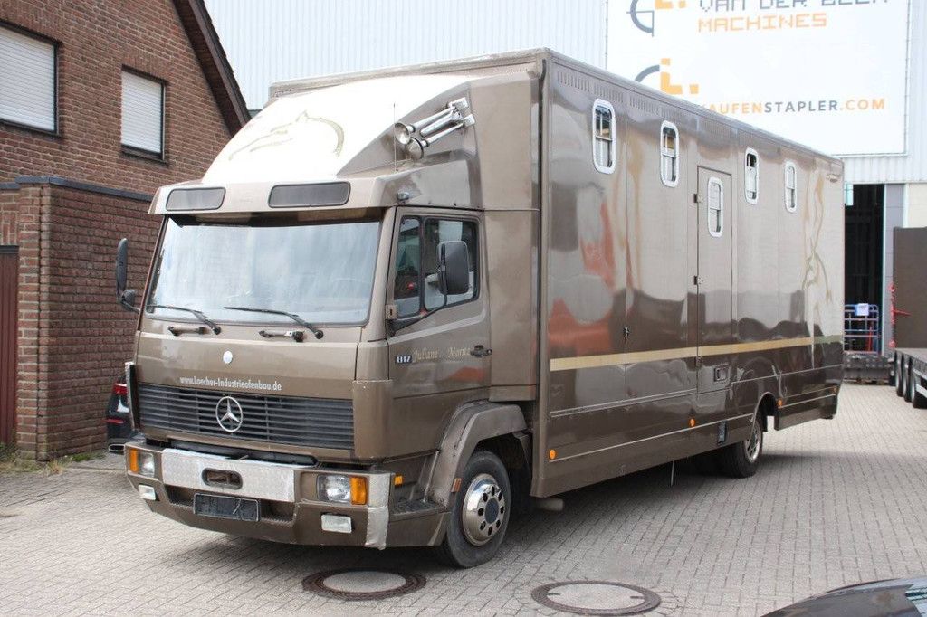 Pferdetransporter Mercedes-Benz 817 Diesel (Margin)