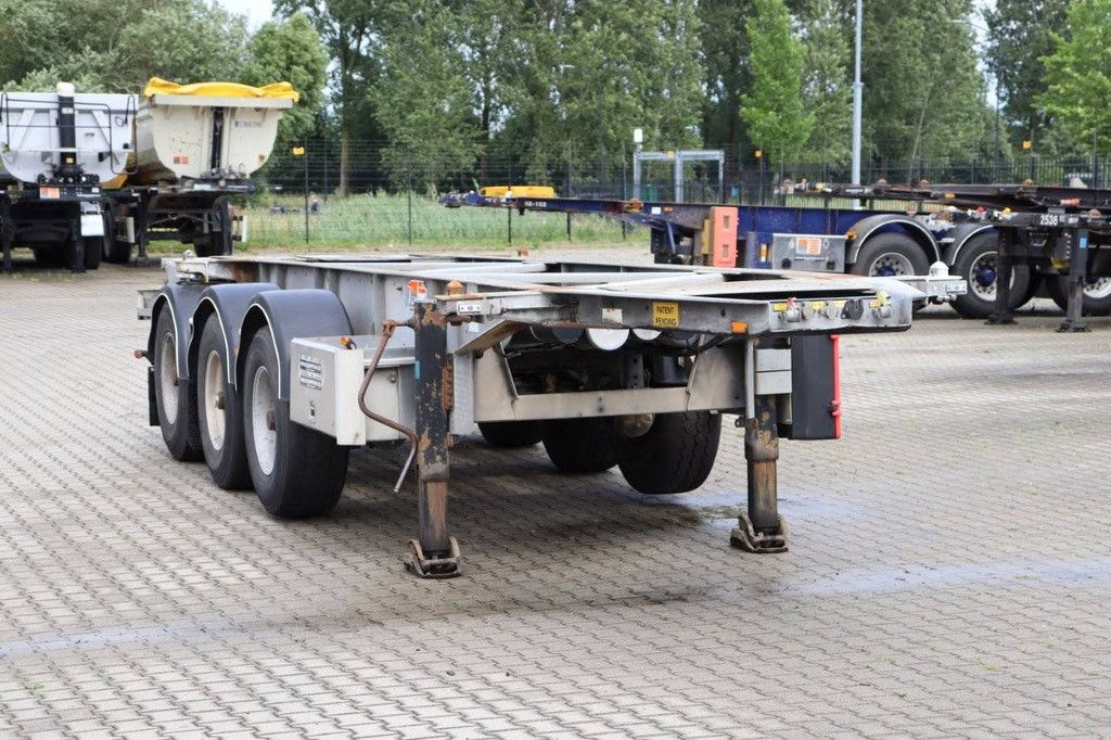 Van Hool 20FT /20FT SWAP ADR (EX/II EX/III FL OX AT) LEERGEWICHT 3.300kg Liftachse verzinkt ALCOA