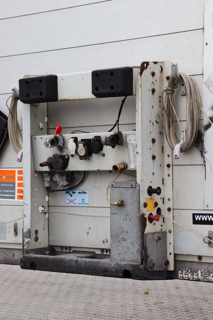 SCHMITZ Curtainsider disc brakes stake pots