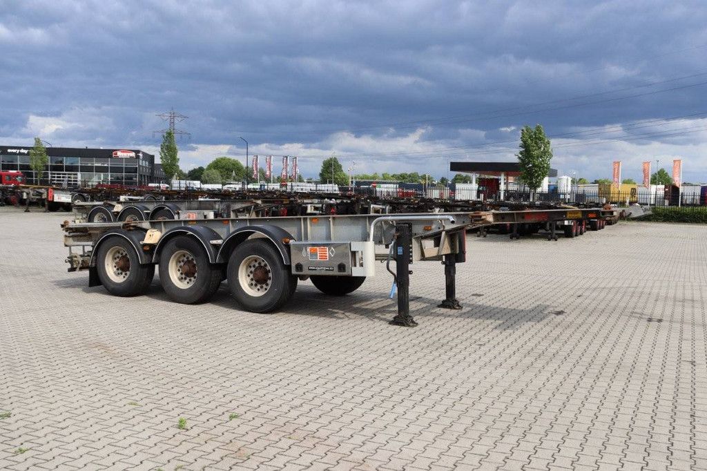 Van Hool 20FT/30FT ADR (EX/II EX/III FL AT) BPW + drum ALCOA galvanized liftaxle