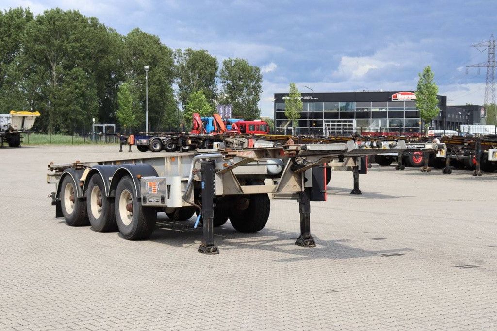 Van Hool 20FT/30FT ADR (EX/II EX/III FL AT) BPW + drum ALCOA galvanized liftaxle