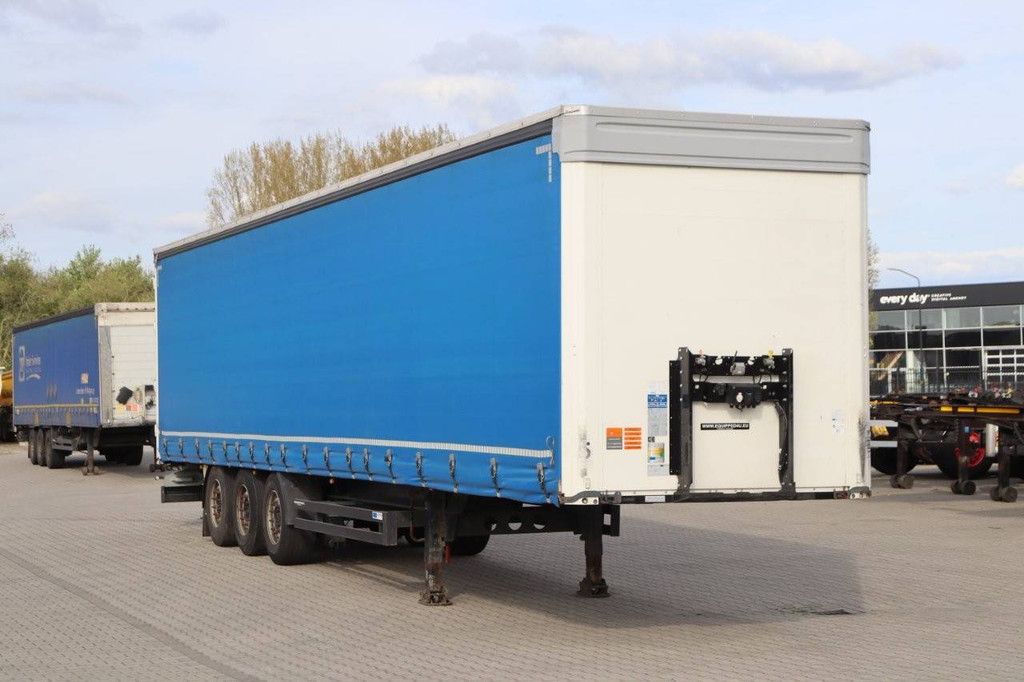KöGEL Curtainsider discbrakes
