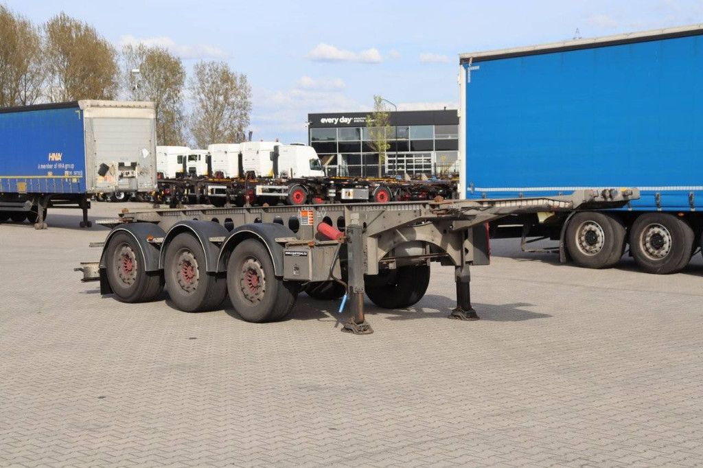 VAN HOOL 20FT/30FT ADR Chassis EMPTY WEIGHT: 2.990kg