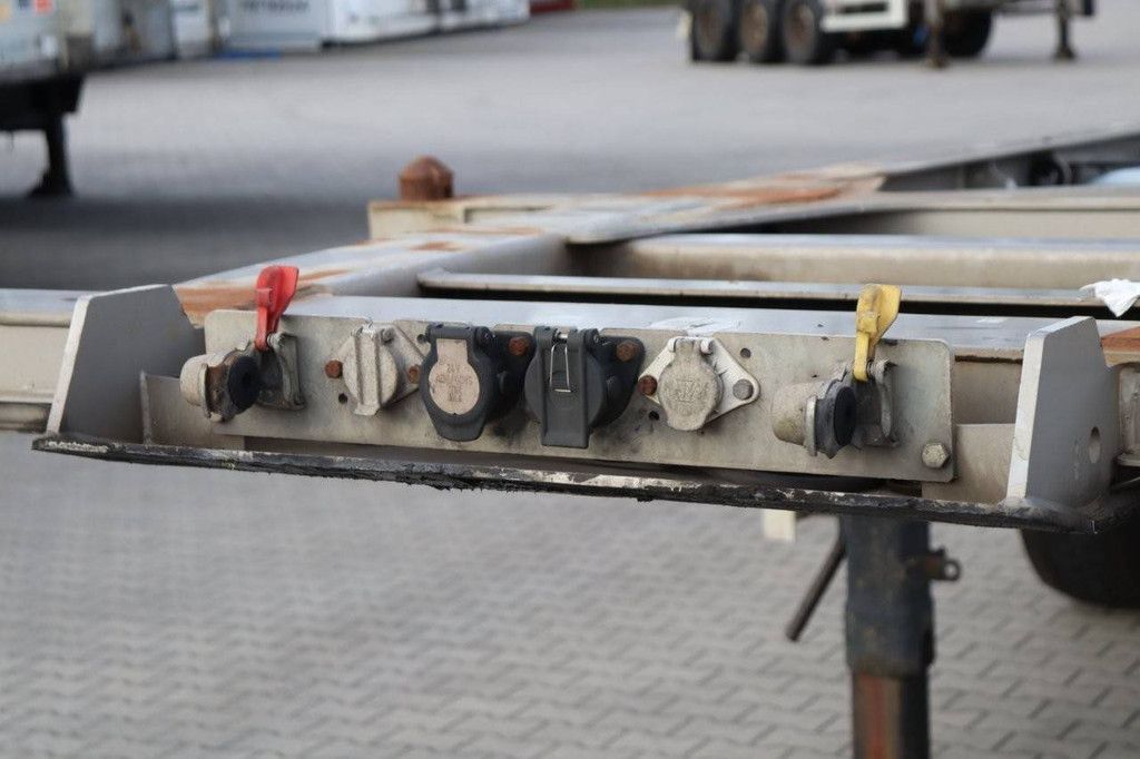 VAN HOOL 20FT/30FT ADR chassis